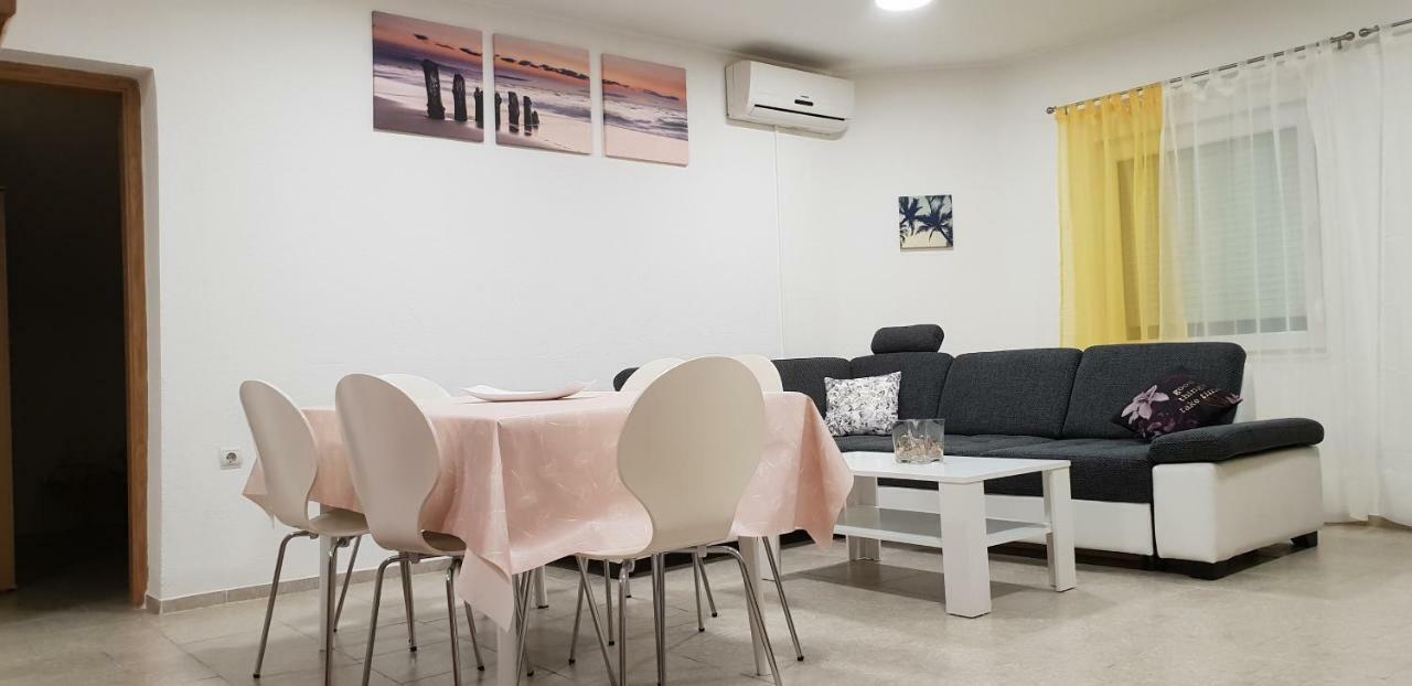 Apartma Jelka Novigrad  Ngoại thất bức ảnh